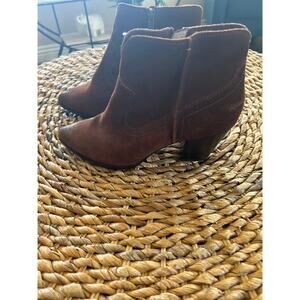FRYE Renee Seam Short Burnished Brown Suede Bootie, Size 9.5